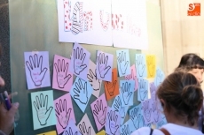 Foto 3 - Llamamiento en la Plaza Mayor para luchar contra la pobreza y la desigualdad