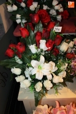 Foto 3 - Amplia variedad de centros de flores artificiales en Anagón Tienda de Regalos 