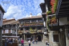 Foto 5 - La apertura de la exposición ‘Emotional Landscapes III’ se prorroga al puente de Los Santos 