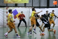 Foto 5 - El Ciudad de Salamanca se impone al Villa de Aranda por 32-28