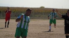 Foto 6 - El F.C. Babilafuente se coloca a dos puntos del líder