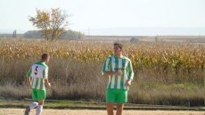 Foto 4 - El F.C. Babilafuente se coloca a dos puntos del líder