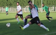 Foto 6 - El Ciudad Rodrigo se deja la imbatibilidad y el coliderato frente al Onzonilla