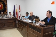 Foto 3 - La polémica en torno a la renovación de sepulturas centra el debate del pleno municipal