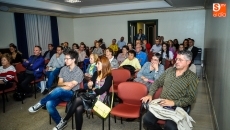 Foto 3 - La periodista Marta Fernández presenta ‘Te regalaré el mundo’ en el Liceo