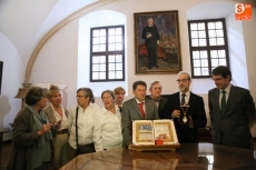 Foto 4 - La USAL recibe la Medalla de Oro de la Ciudad de Salamanca otorgada a Miguel de Unamuno