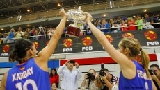 Perfumerías Avenida logra su quinta Supercopa de España consecutiva