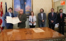 Los poetas Margalit Matitiahu y P&iacute;o E. Serrano son nombrados Hu&eacute;sped Distinguidos de la ciudad