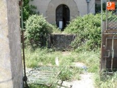 Foto 3 - El arte callejero asalta el antiguo y abandonado edificio del convento de los Capuchinos