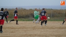 Foto 3 - El FC Babilafuente empata a uno contra el Bar Manoli