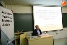 Foto 4 - Ponencia sobre historia contemporánea en la Facultad de Geografía 