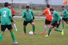 Foto 6 - El CDF Vitigudino no da opciones (6-0) al Ciudad Rodrigo CF ‘B’ 