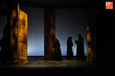 Foto 6 - Velada teatral con la Edad Media como telón de fondo