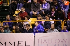 Foto 4 - Perfumer&iacute;as Avenida le saca los colores a Gipuzkoa UPV con un &iexcl;89-27!