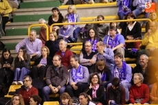 Foto 3 - Perfumer&iacute;as Avenida le saca los colores a Gipuzkoa UPV con un &iexcl;89-27!