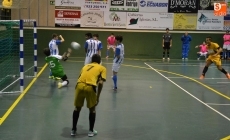 Foto 4 - Al III Juvenil se le atraganta el líder