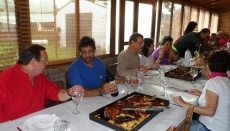 Foto 3 - El grupo Ciempiés realiza una ruta senderista por la zona de Navasfrías