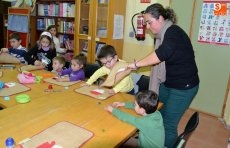 Foto 4 - La Navidad hace ya acto de presencia en el Colegio San Francisco