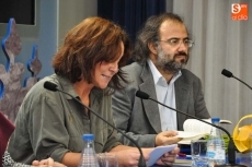 Foto 6 - La salmantina Ana S. Díaz de Collantes presenta su libro ‘El cofre del expedicionario’