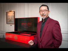 Foto 5 - Etsuro Sotoo realza la colección Joselito Premium con el diseño de 55 cofres personalizados
