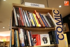 Foto 4 - Xurxo Sierra Veloso presenta su libro 'Hombres de chándal y sillones Escay’ 