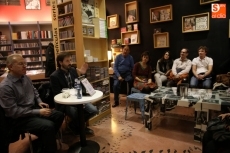 Foto 3 - Xurxo Sierra Veloso presenta su libro 'Hombres de chándal y sillones Escay’ 