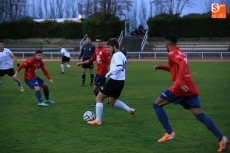Foto 5 - Salmantino y &Aacute;vila firman tablas y se mantienen en el abismo (0-0)