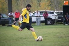 El CD Alba de Tormes CF golea al Guijuelo y se acuesta l&iacute;der en solitario 