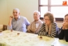 Foto 2 - Casi un centenar de mayores participa en los cursos municipales de repostería navideña 