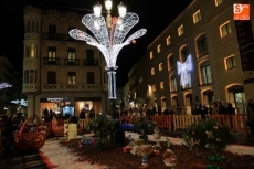 Foto 6 - La iluminación navideña se enciende en 69 calles, plazas y glorietas de la ciudad