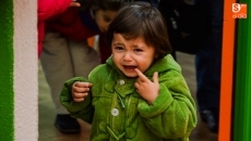 Foto 5 - Los niños disfrutan de la llegada de San Nicolás a ZOES