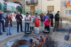 Foto 3 - La Asociación Rural promueve por sexto año el rito de la matanza 
