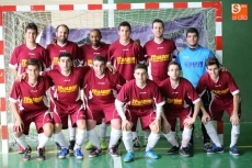 Foto 4 - El III Senior cae en el derby provincial frente al FS San José