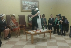 Foto 5 - Amanecer inicia su periplo por las residencias de la ciudad