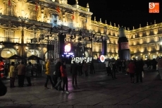 Foto 5 - Los jóvenes toman la Plaza Mayor para dar la bienvenida al nuevo año universitario