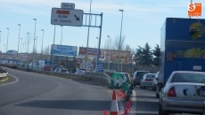 Foto 5 - Atascos en Santa Marta por los controles de la Guardia Civil