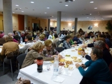 Foto 6 - Más de 300 personas participan en el encuentro navideño de la ONG de los Dominicos