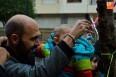 Foto 4 - Salamanca estrena su '&Aacute;rbol de los Chupetes' para ayudar a crecer a los m&aacute;s peque&ntilde;os