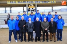 Foto 3 - El Real Salamanca Monterrey realiza la foto oficial del conjunto en el Reina Sofía