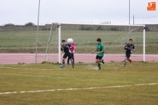 Foto 5 - Trabajada victoria del CDF Vitigudino frente al CD Amigos de Cabrerizos (2-0) 