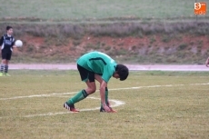 Foto 4 - Trabajada victoria del CDF Vitigudino frente al CD Amigos de Cabrerizos (2-0) 