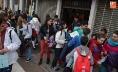 Foto 3 - ARCIU intenta convencer a los jóvenes de que no abusen del alcohol durante estas fiestas