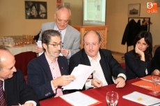 Foto 3 - Una decena de partidos, plataformas y asociaciones firman el manifiesto en defensa del Archivo 