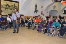 Foto 5 - Los residentes del Hospital de la Pasión disfrutan con bailes charros