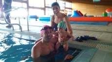 Foto 3 - La piscina recibe a un centenar de niños en su 2ª jornada de puertas abiertas