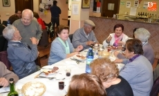 Foto 3 - Reunión especial en el Centro de Mayores con motivo de la Navidad