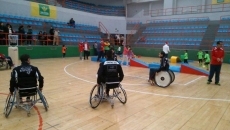 Foto 6 - Unionistas participa en la Jornada 'Deporte para todos' de la asociación AVIVA