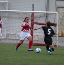 Foto 5 - Las selecciones femeninas de Castilla y León no tienen suerte ante Extremadura