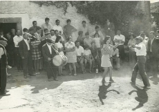 Foto 5 - La Antanica anima la Navidad con un belén y una muestra con más de 250 fotografías antiguas