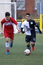 Foto 4 - El equipo juvenil de Unionistas imita a los mayores con el pleno de triunfos